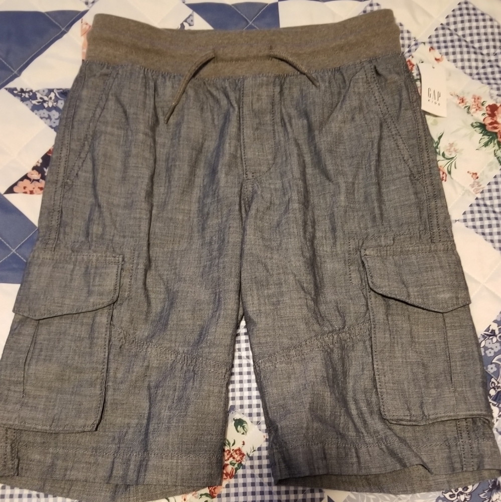 Boys Gap Cargo Blue Shorts Size Large NWT